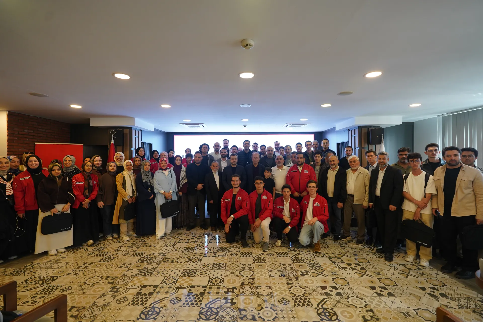 7’DEN 77’YE MEZUNLAR ÖNDER’DE BULUŞTU